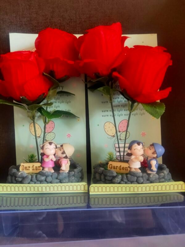 couple Showpiece