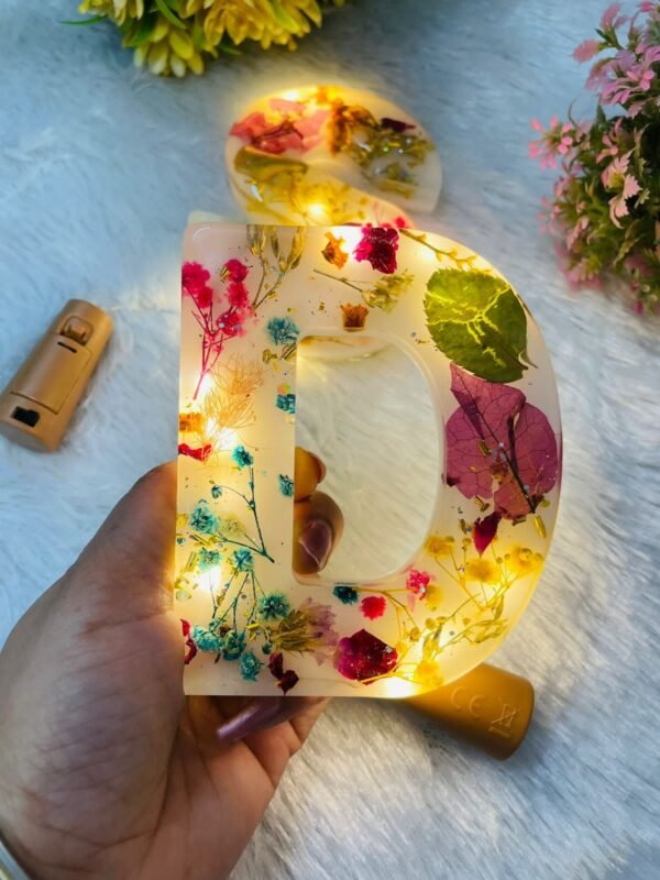 Floral Resin Initial - Image 2
