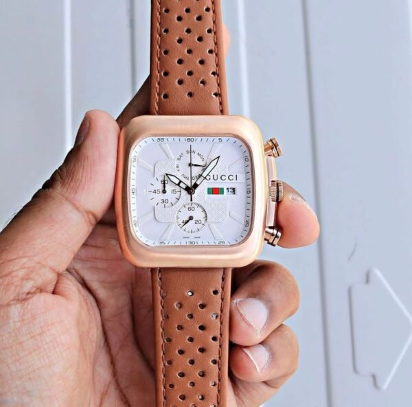 Gucci Men's watch - Image 4