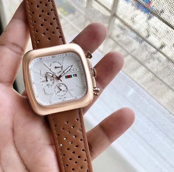 Gucci Men's watch - Image 3