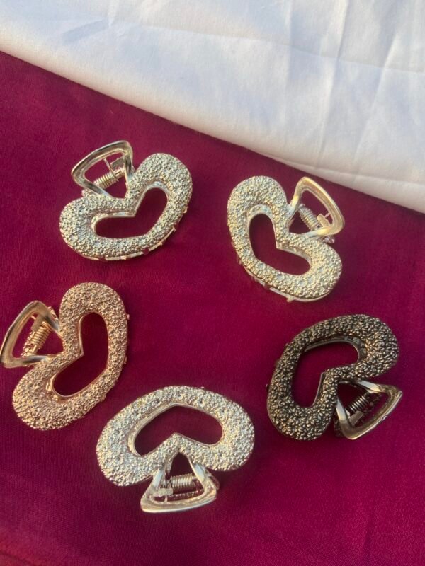 Heart shaped metal hair clutches