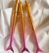 Mermaid pen eyeliner