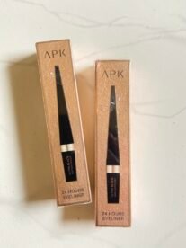 APK ultra black 24hrs eyeliner