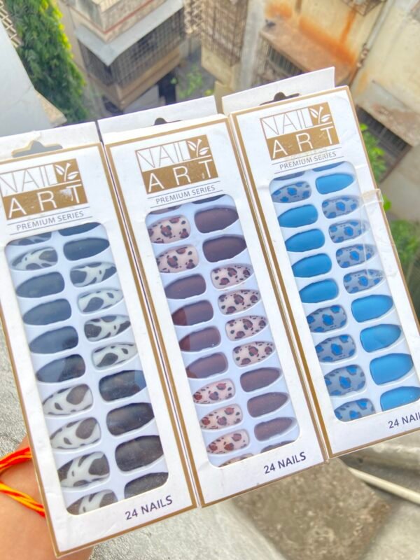 Cheetah print 24 Matt + printed velvet nails set