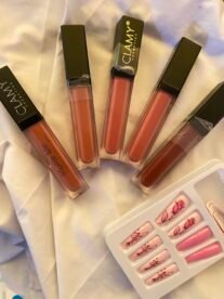 Clammy lipstick