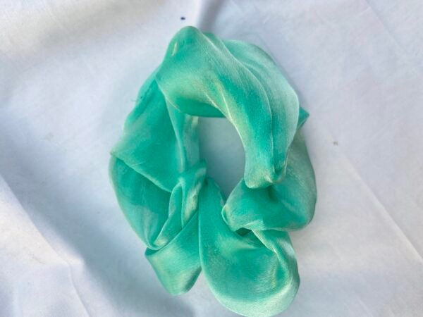 Organza scrunchies - Image 4