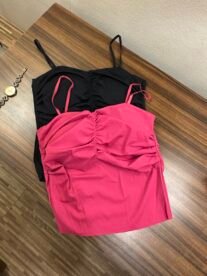 Single strip padded top’